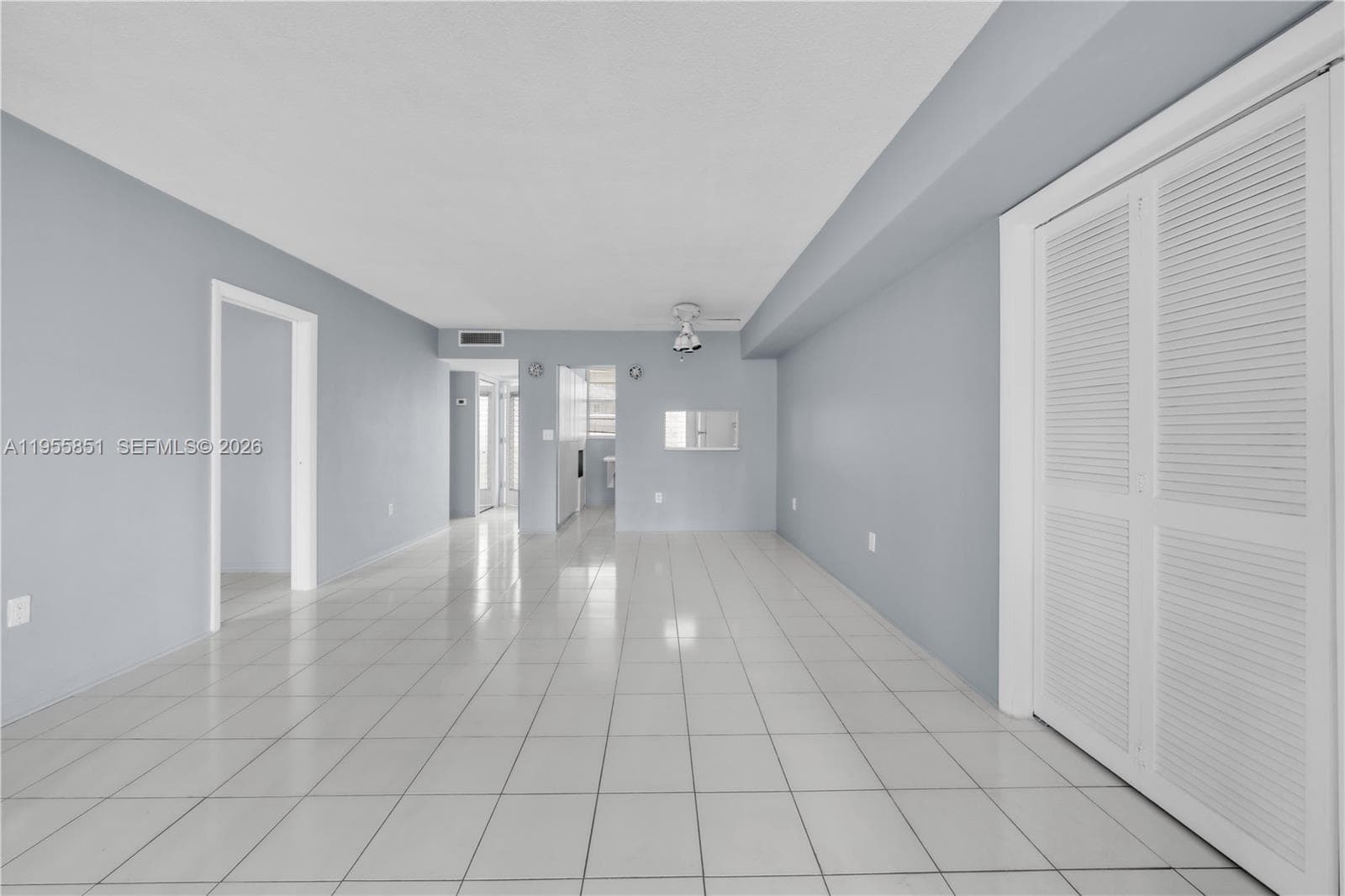 3030 Marcos Dr T409(AVAILABLE NOW) photo 8