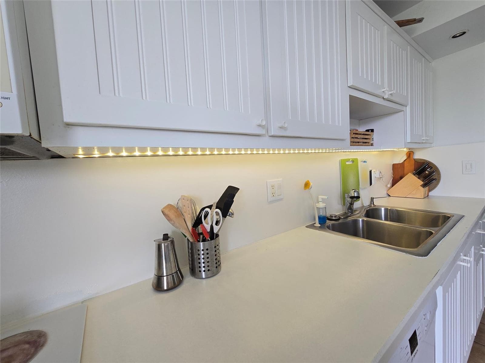 1301 River Reach Drive 304 photo 14