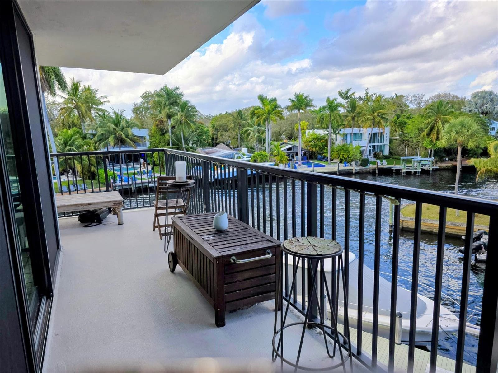 1301 River Reach Drive 304 photo 11