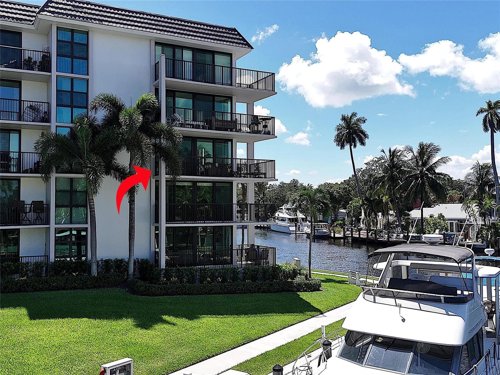 1301 River Reach Drive 304 photo 4