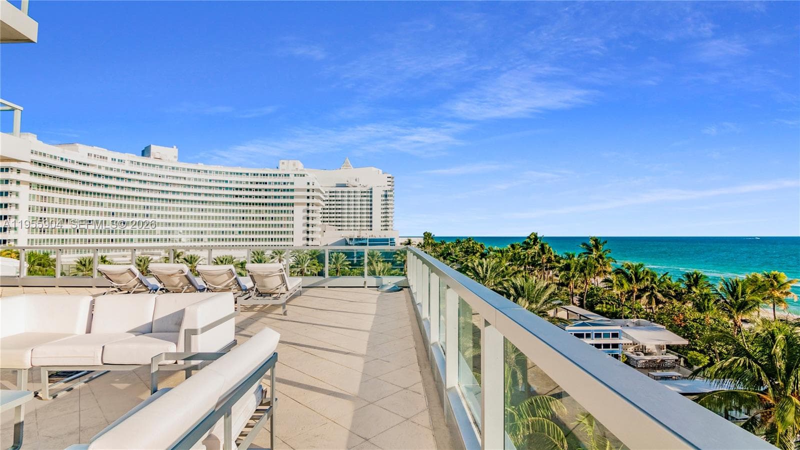4391 Collins Ave 509/510 photo 6