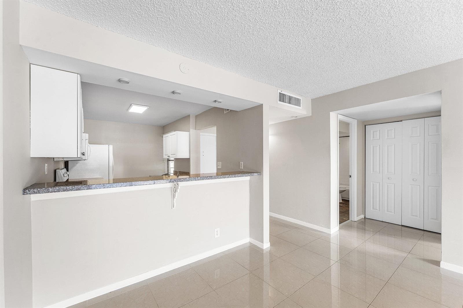 10 Royal Palm Way 203 photo 13