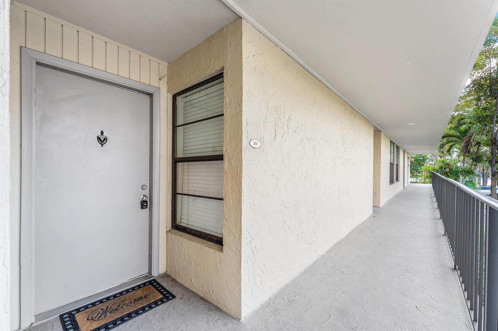 10 Royal Palm Way 203 photo 12