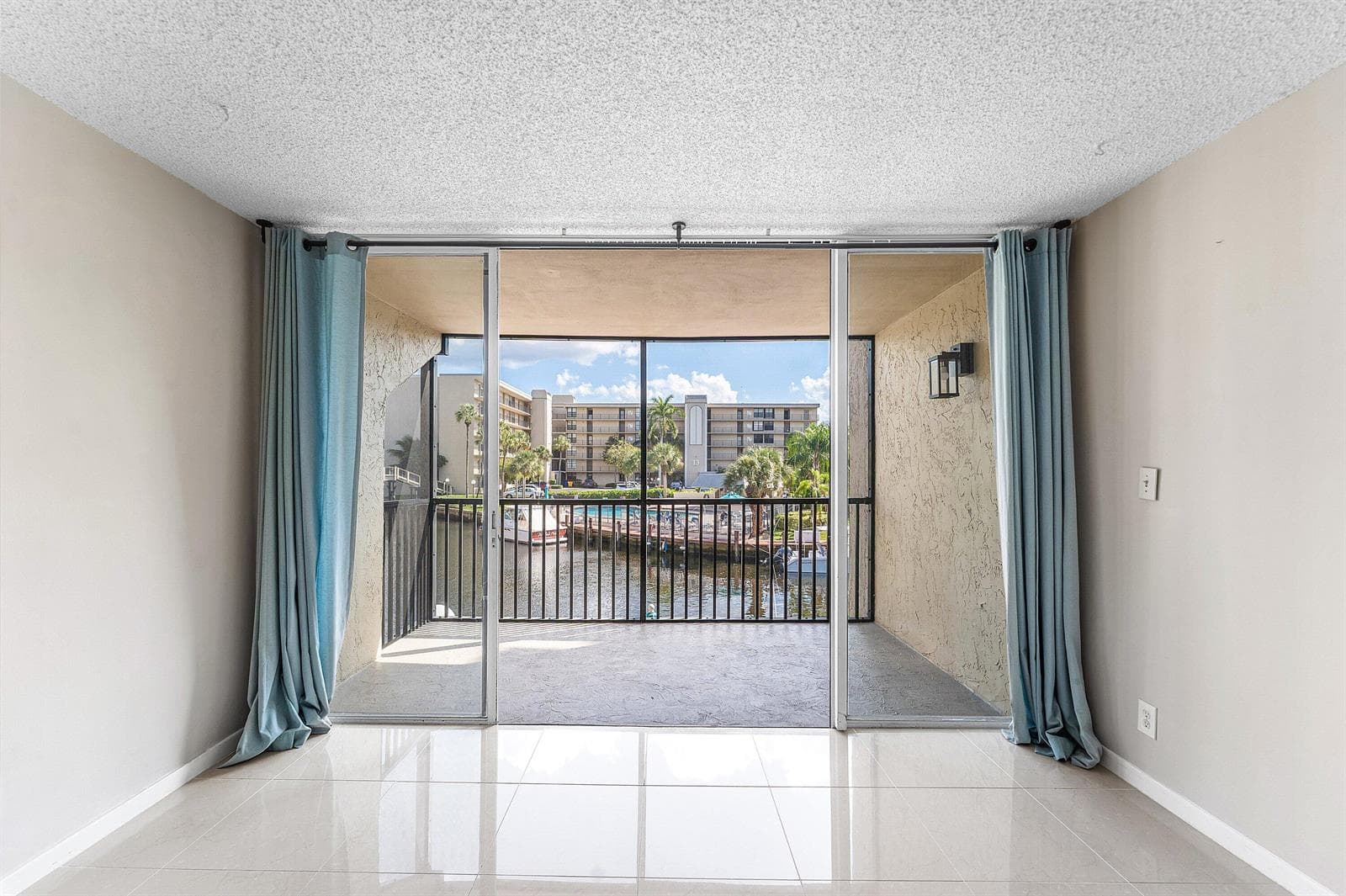 10 Royal Palm Way 203 photo 22
