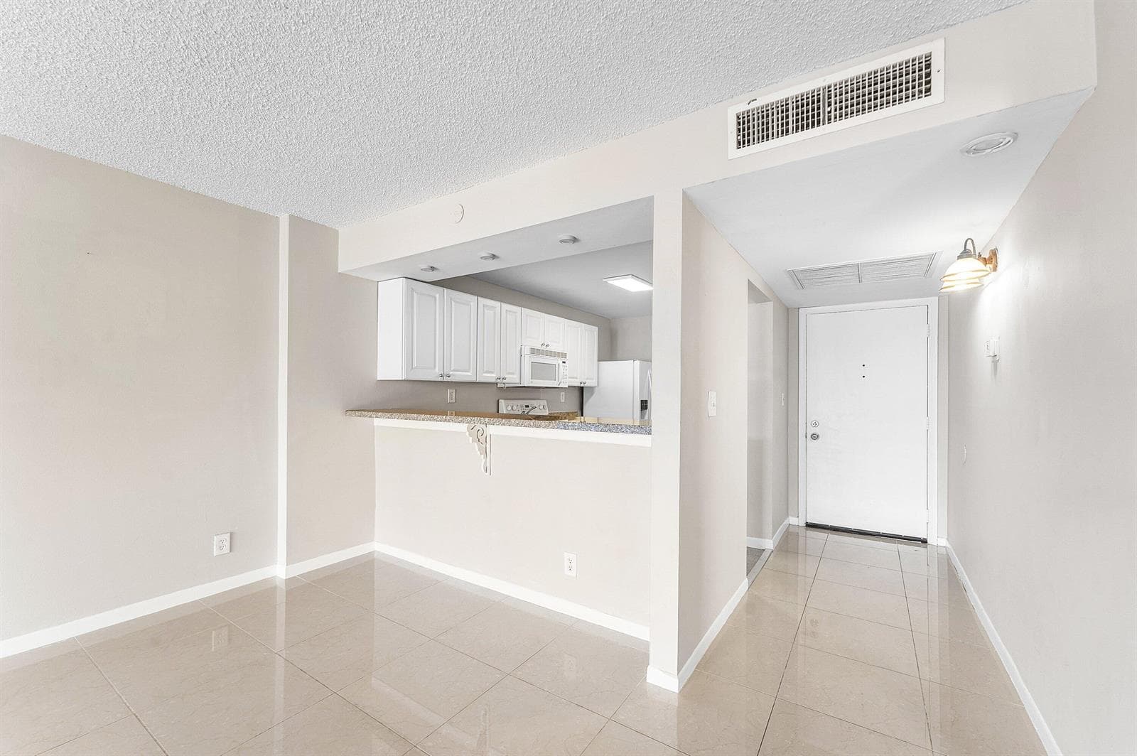 10 Royal Palm Way 203 photo 10