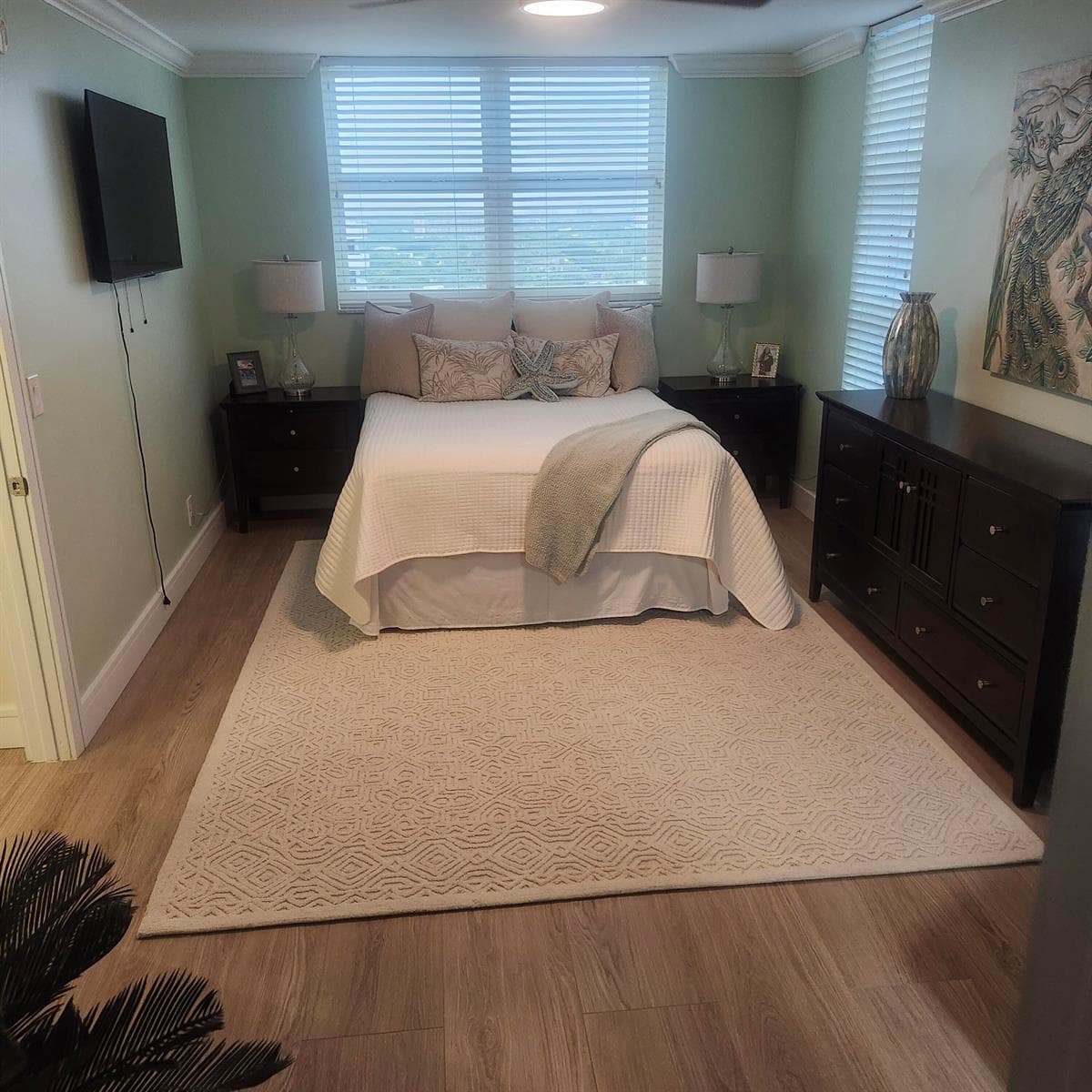 1505 N Riverside Drive 1108 photo 13