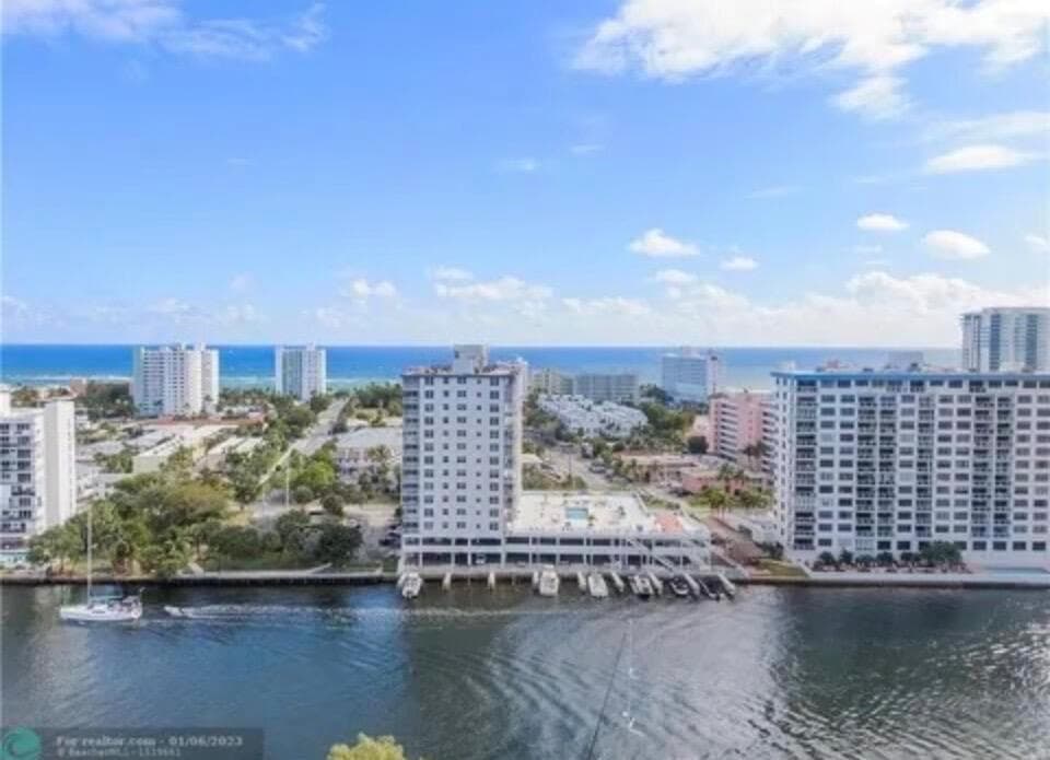 1505 N Riverside Drive 1108 photo 16