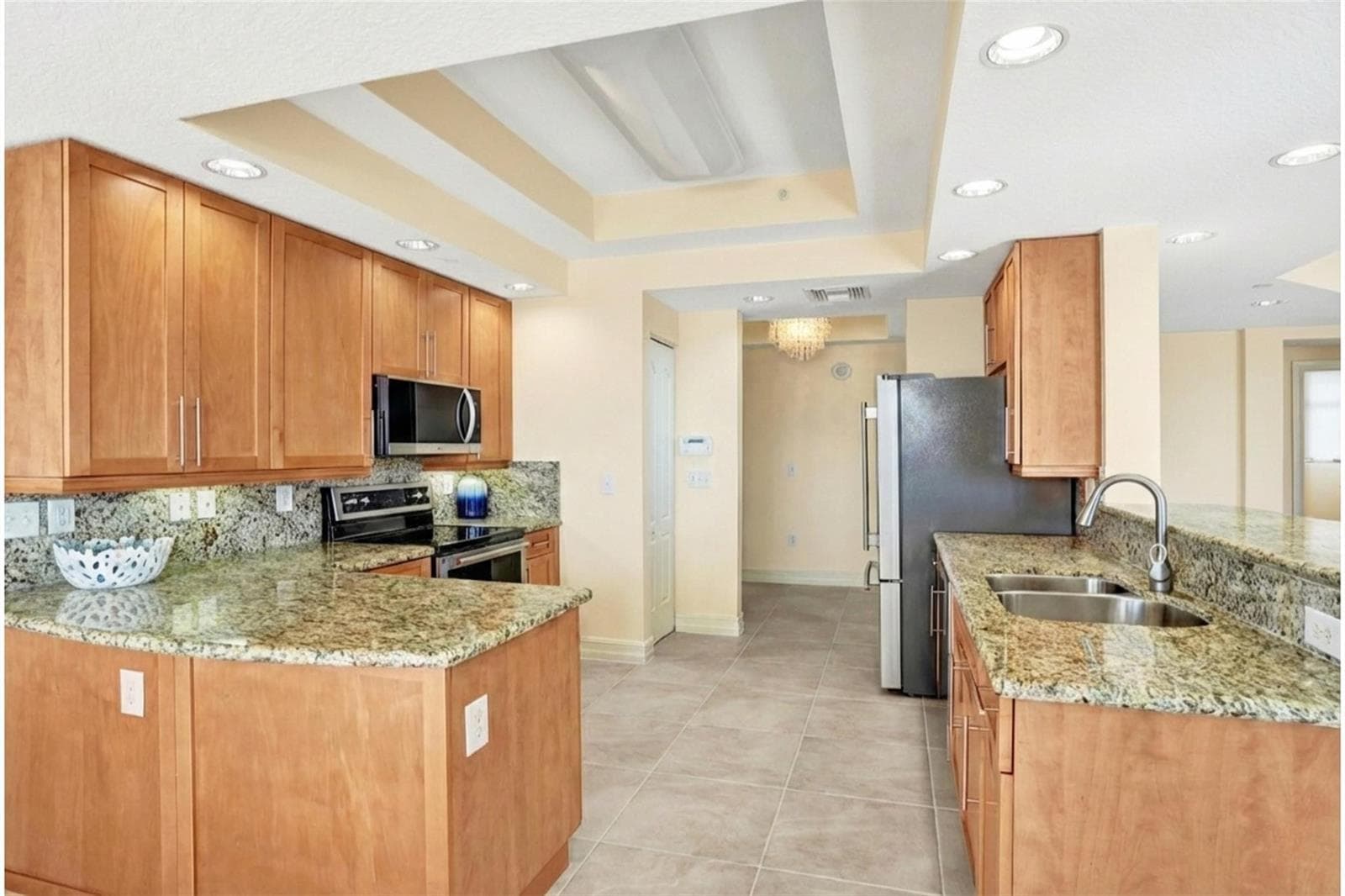 1395 S Ocean Boulevard 402 photo 6