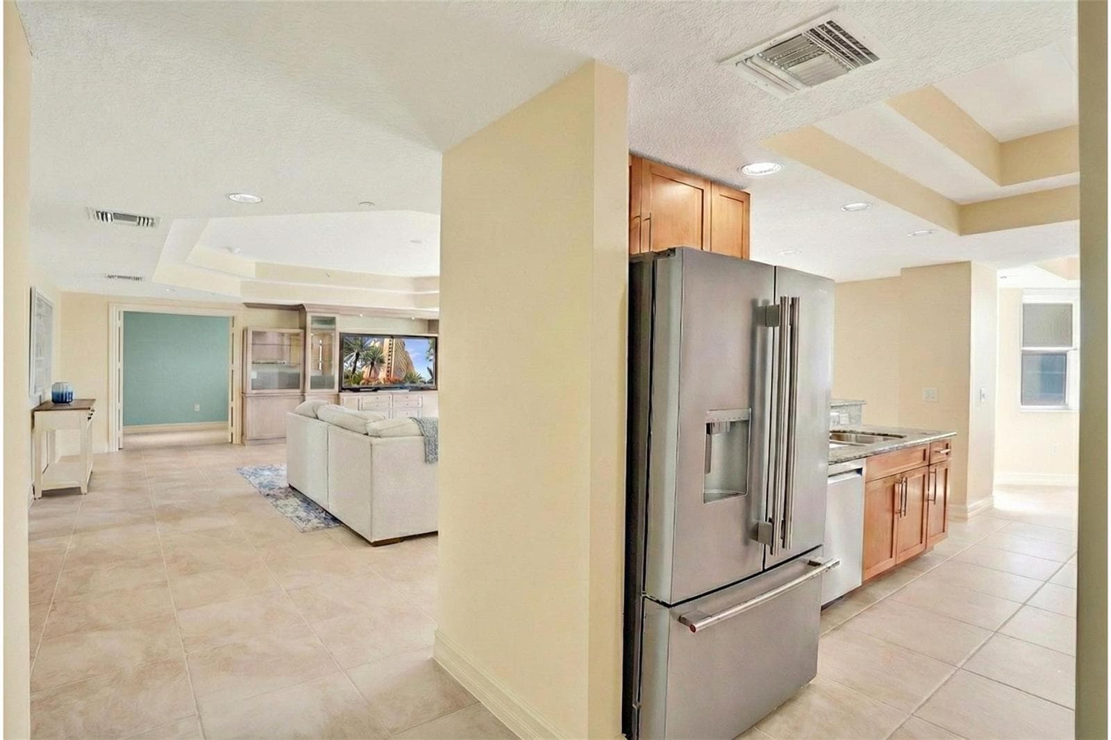 1395 S Ocean Boulevard 402 photo 8