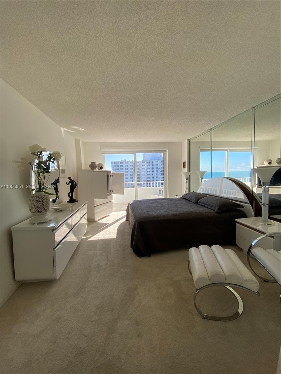 1105 photo 7