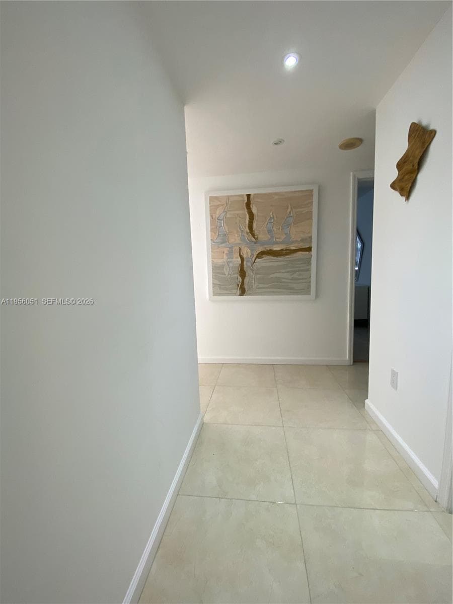 1105 photo 21