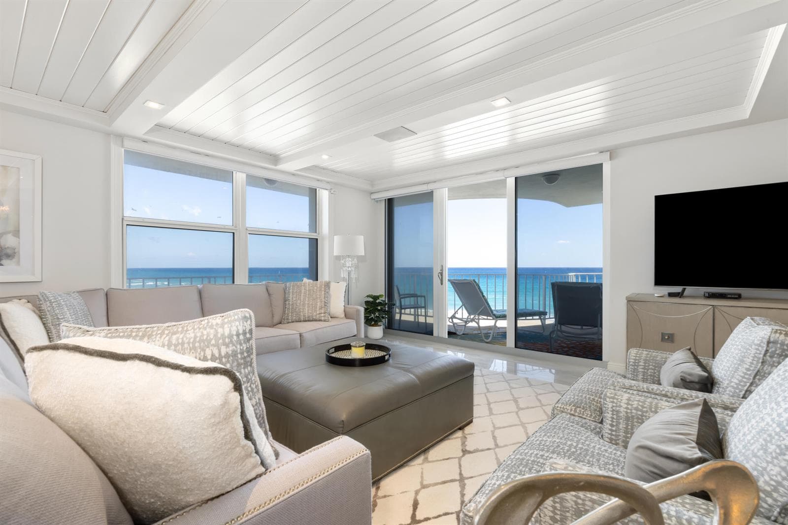 2295 S Ocean Boulevard 625 photo 3