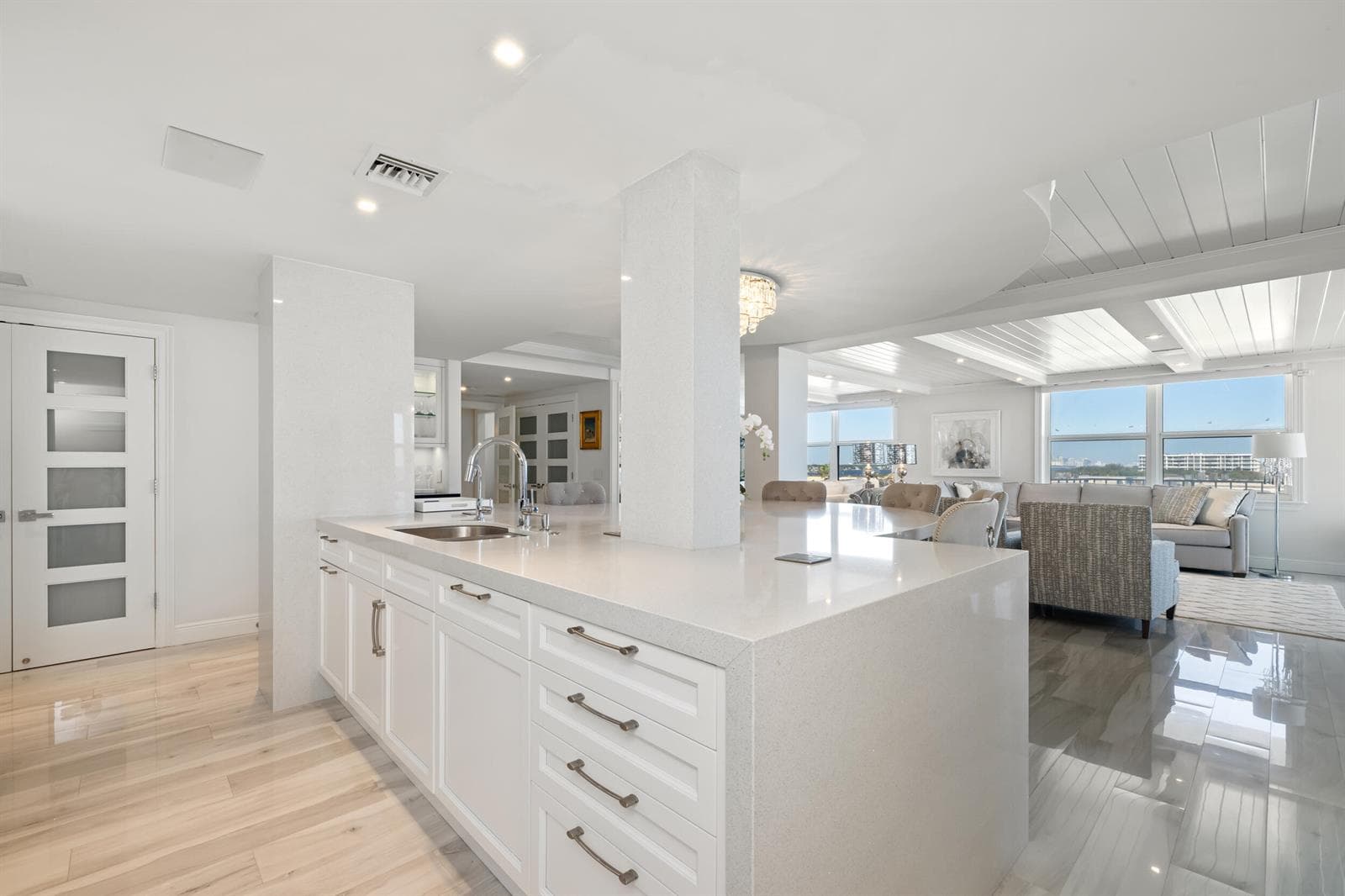 2295 S Ocean Boulevard 625 photo 9