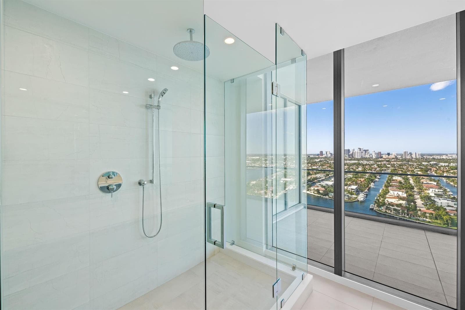 153 N Seabreeze Boulevard 2404-s photo 11