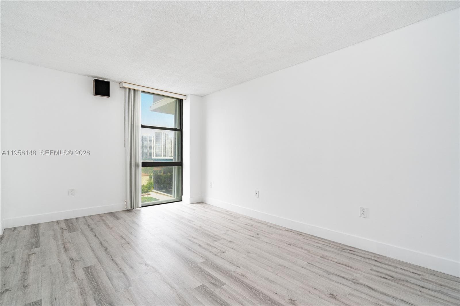 3625 N Country Club Dr 901 photo 13