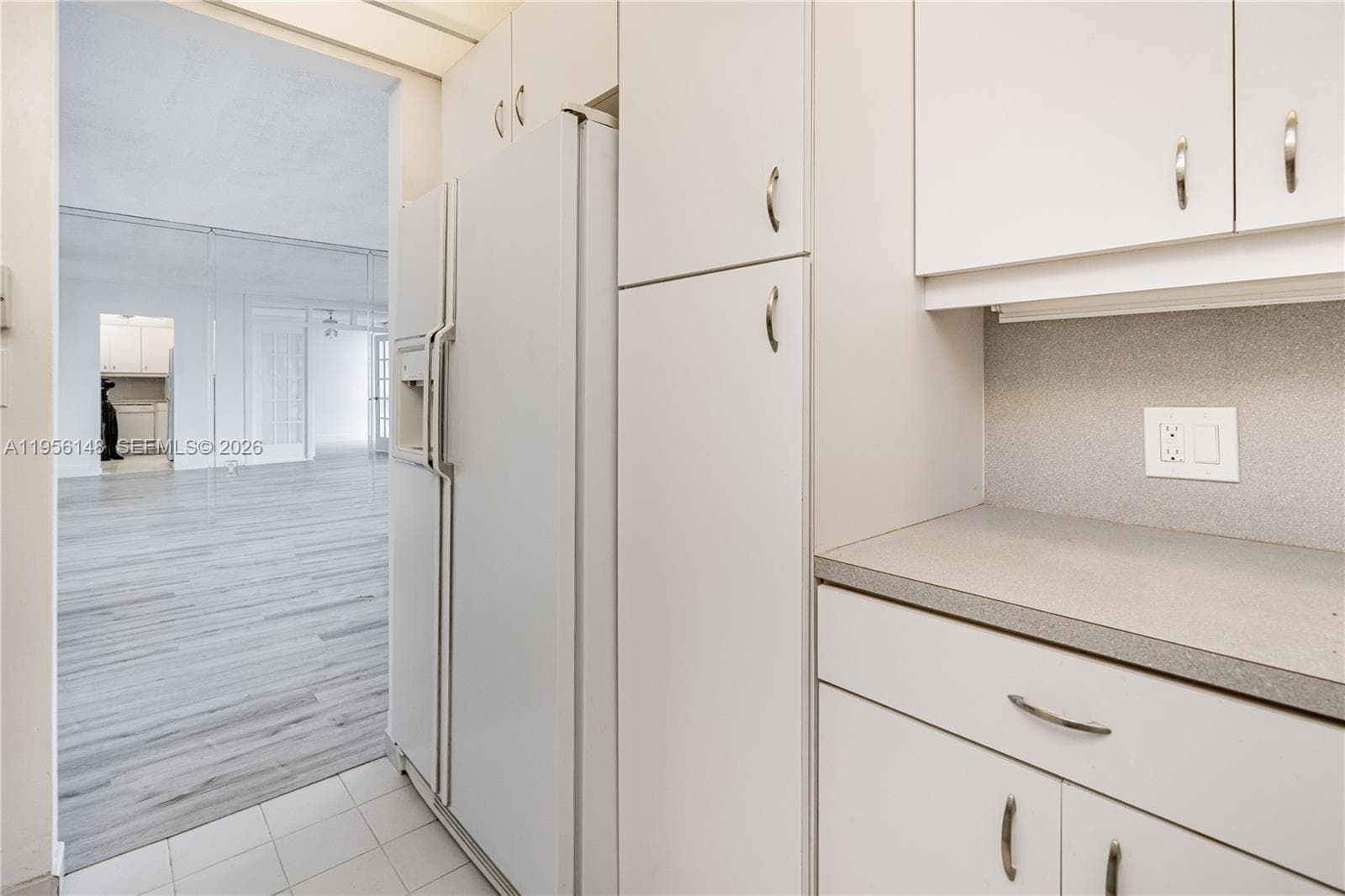 3625 N Country Club Dr 901 photo 4