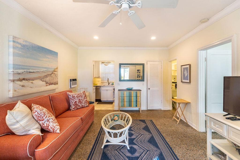 88 S Ocean Boulevard photo 4