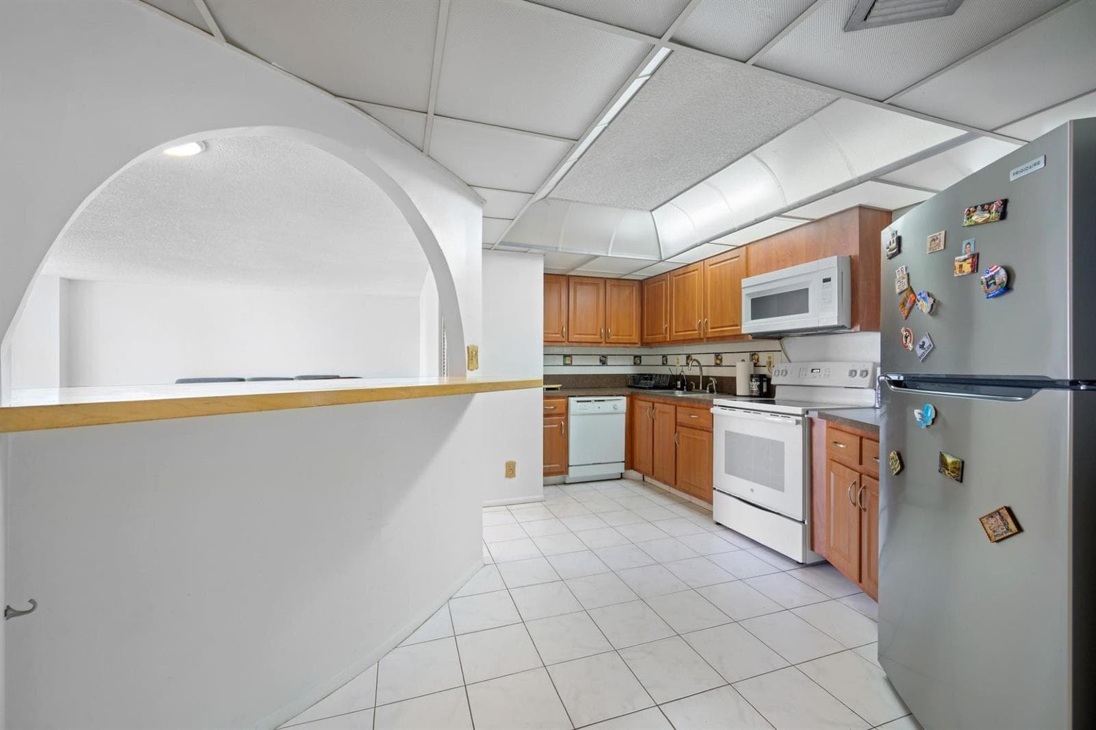600 Parkview Drive 1111 (PH11) photo 12