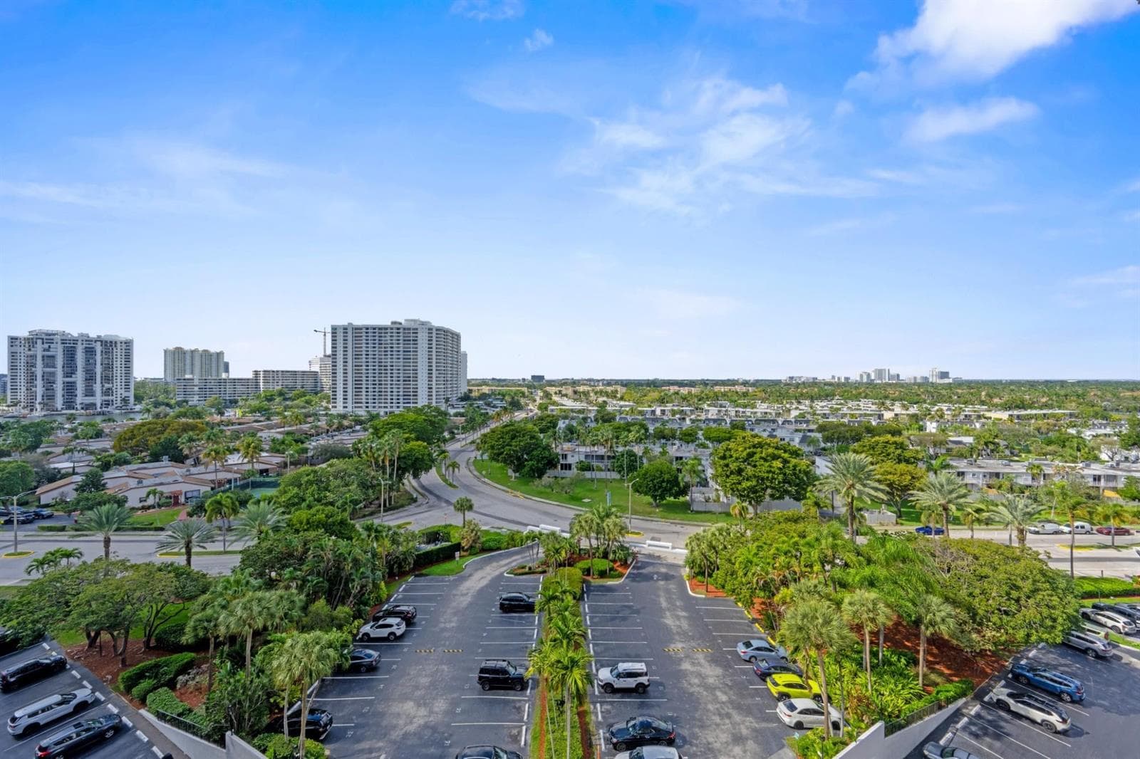 600 Parkview Drive 1111 (PH11) photo 21