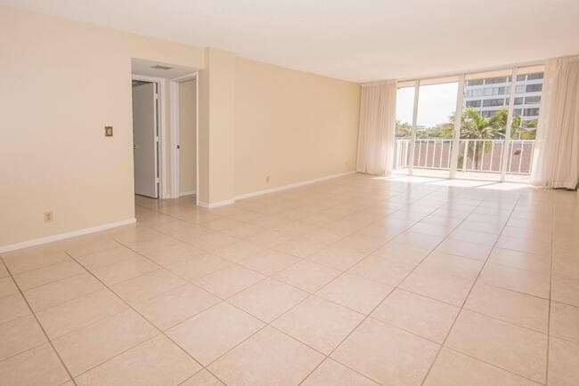 3575 S Ocean Boulevard 408 photo 19