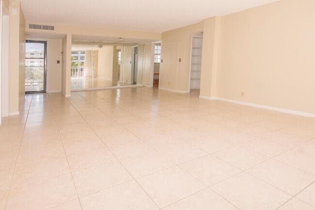 3575 S Ocean Boulevard 408 photo 4