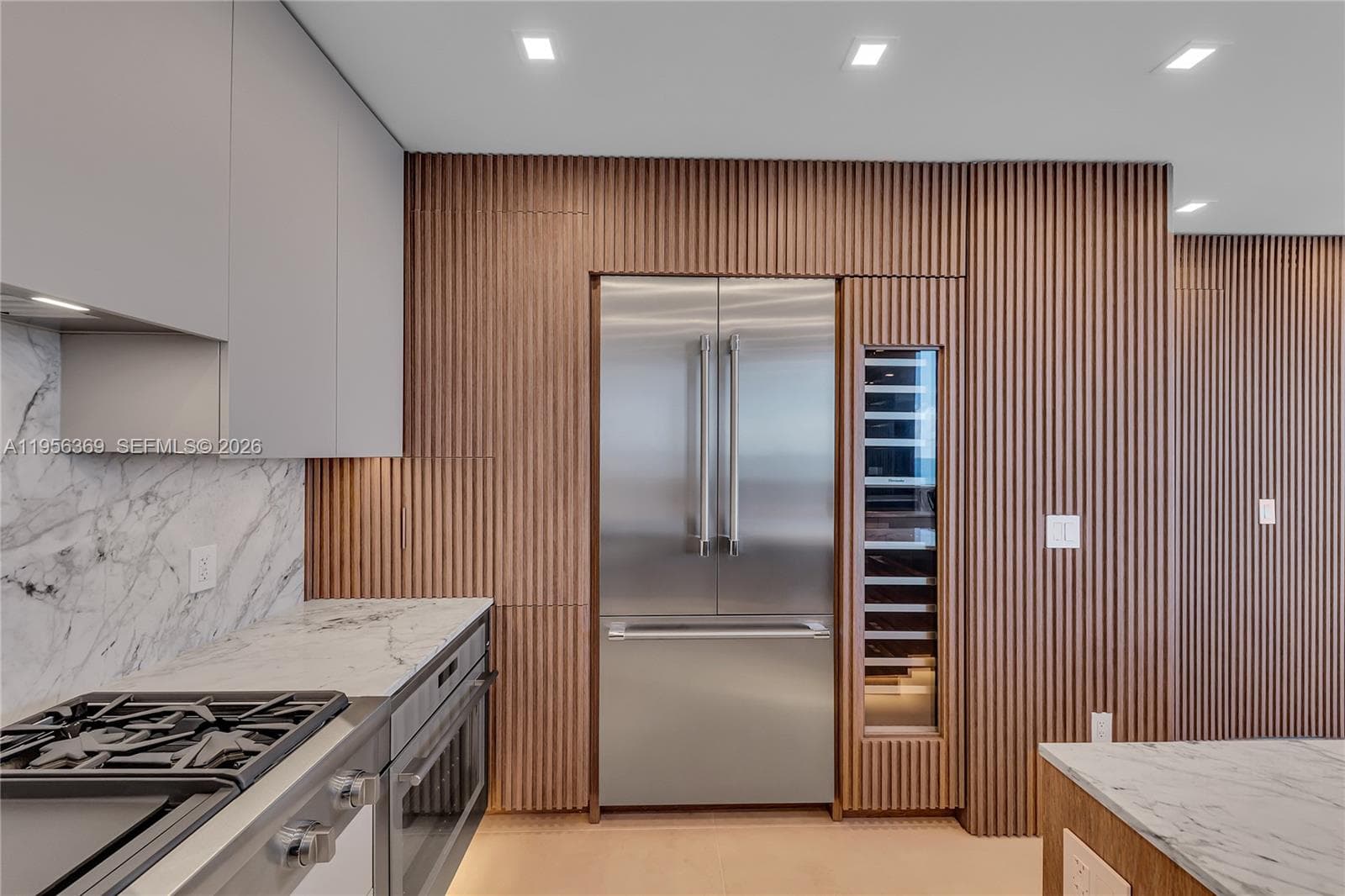 3535 Ocean Dr 1003 photo 12