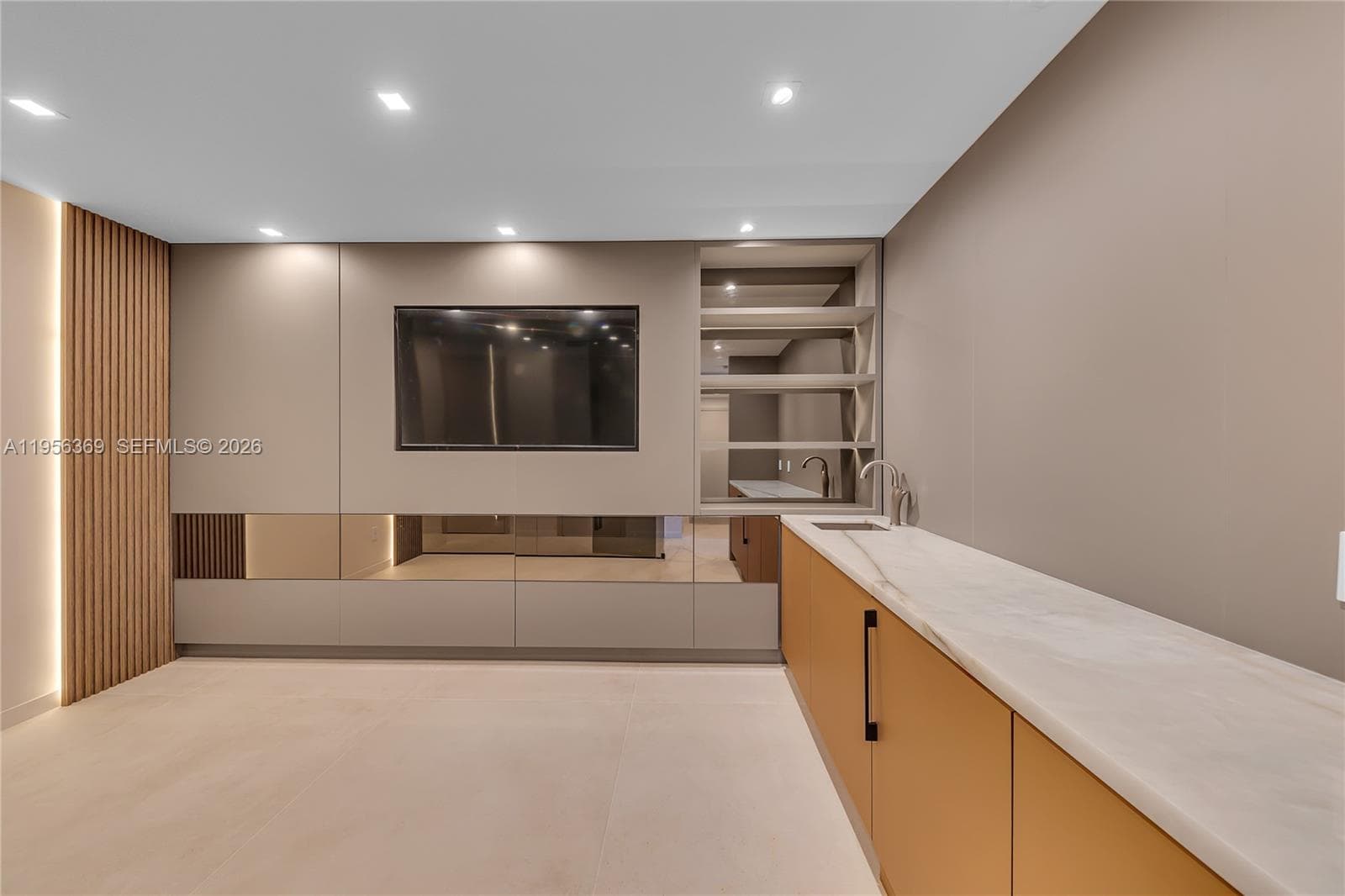 3535 Ocean Dr 1003 photo 19