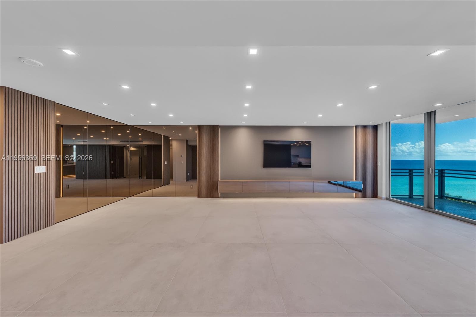 3535 Ocean Dr 1003 photo 4