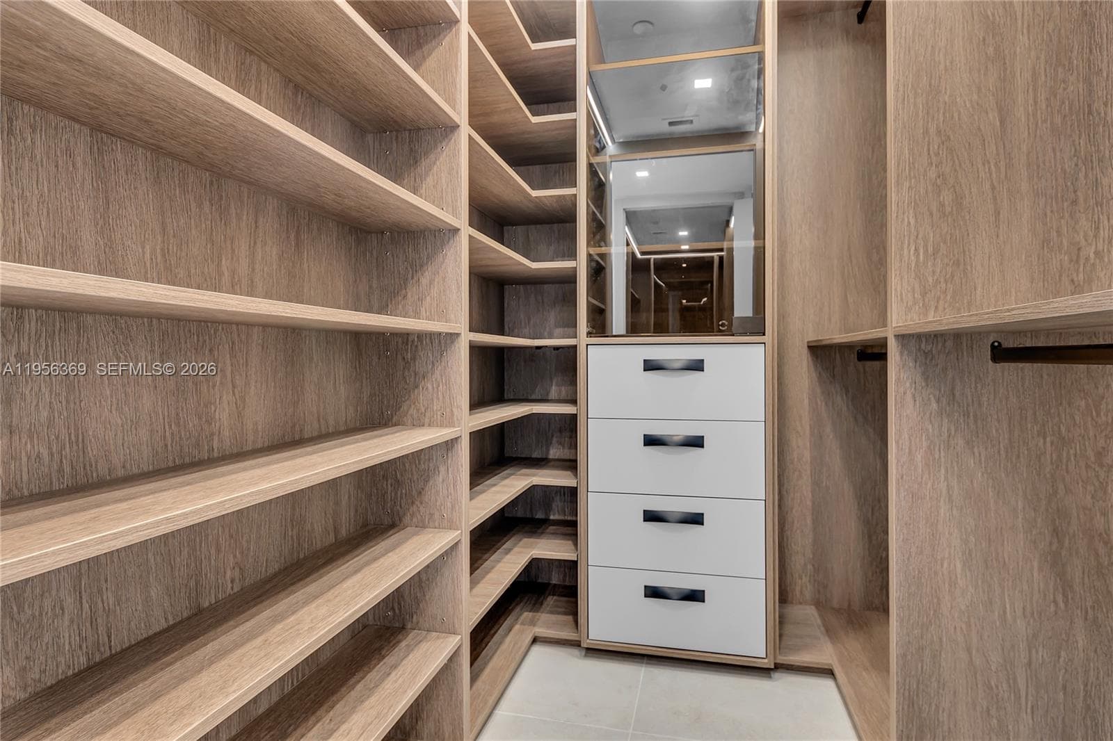 3535 Ocean Dr 1003 photo 25