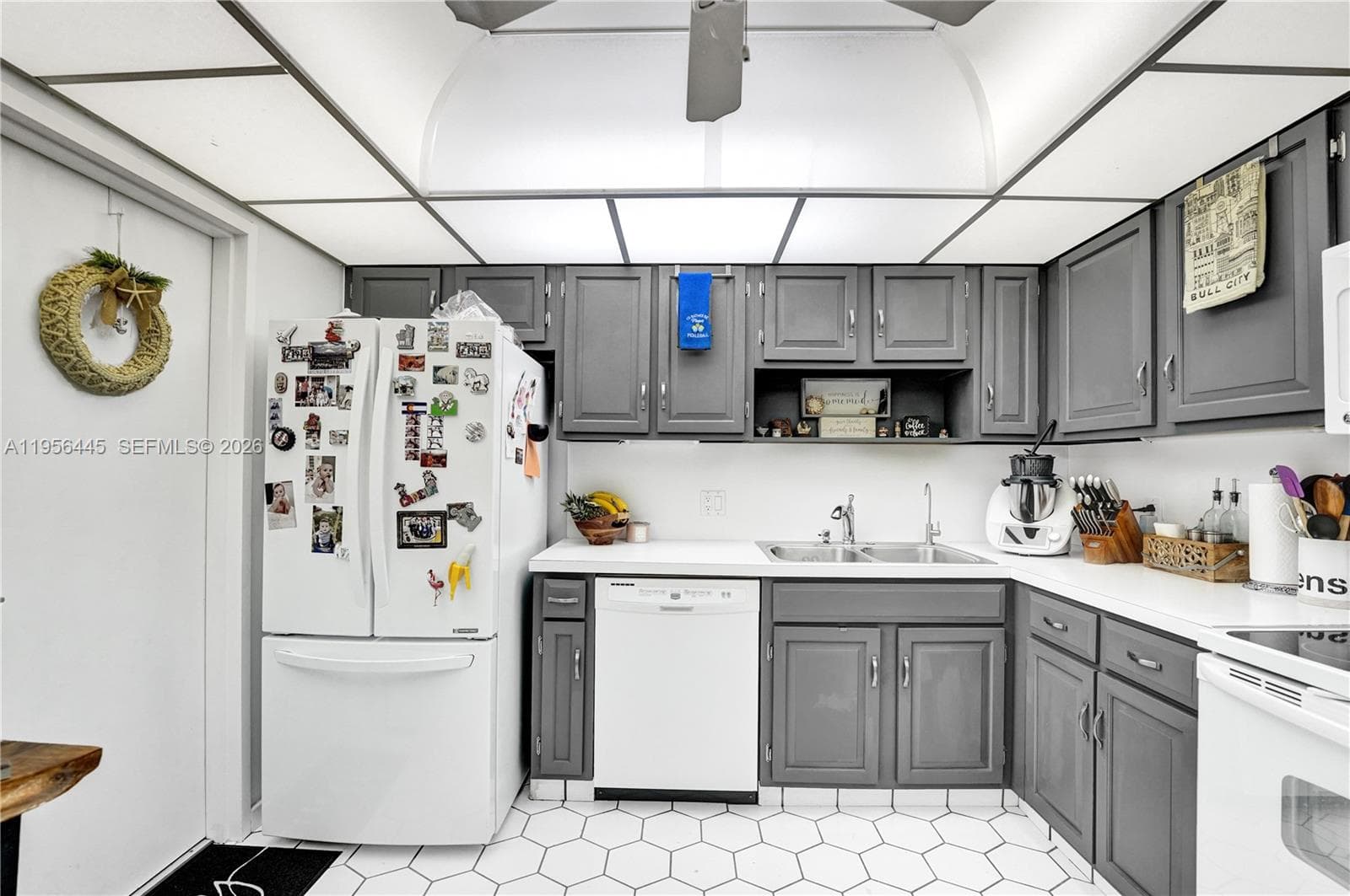 1370 S Ocean Blvd 407 photo 23