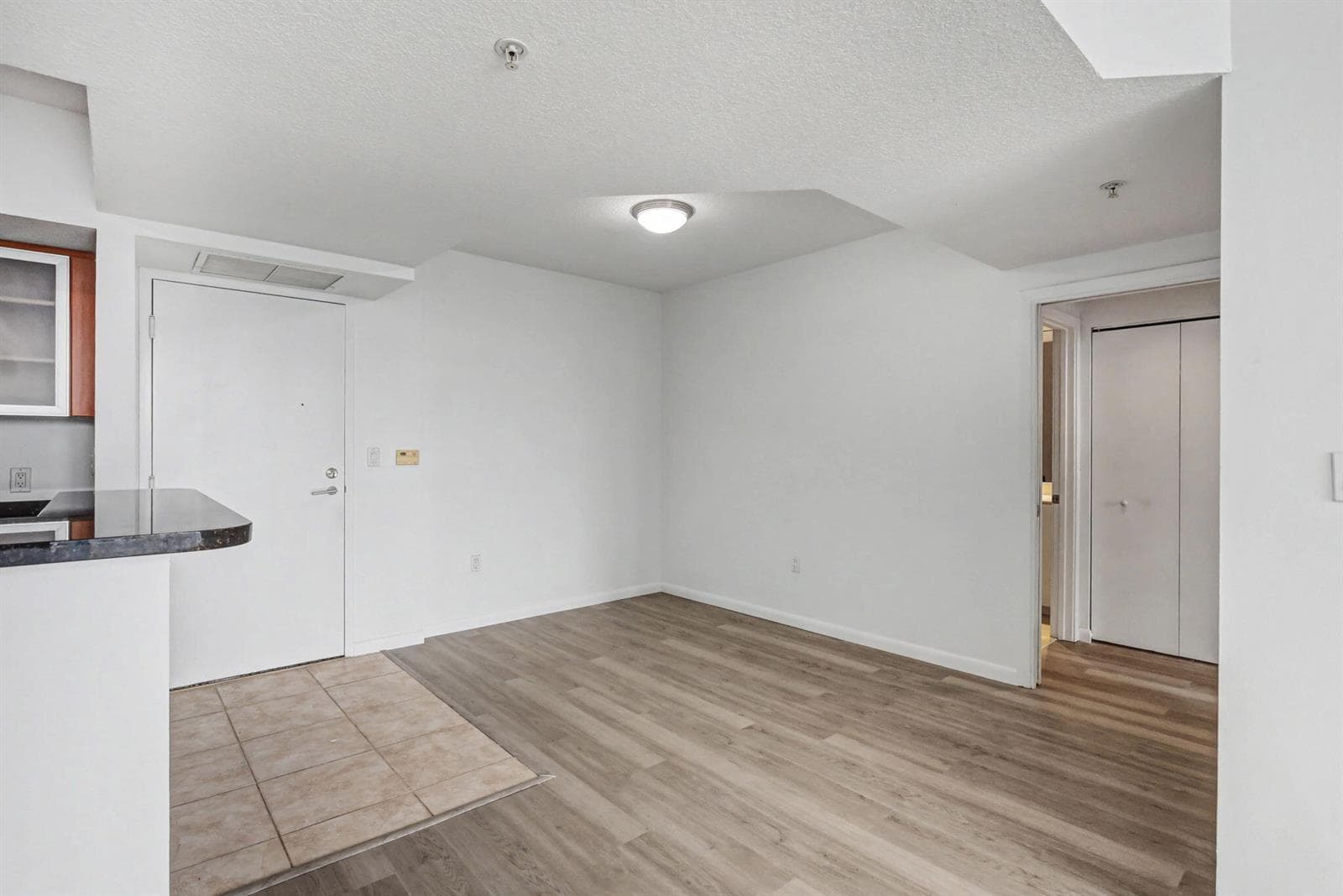 1551 N Flagler Drive 1514 photo 9