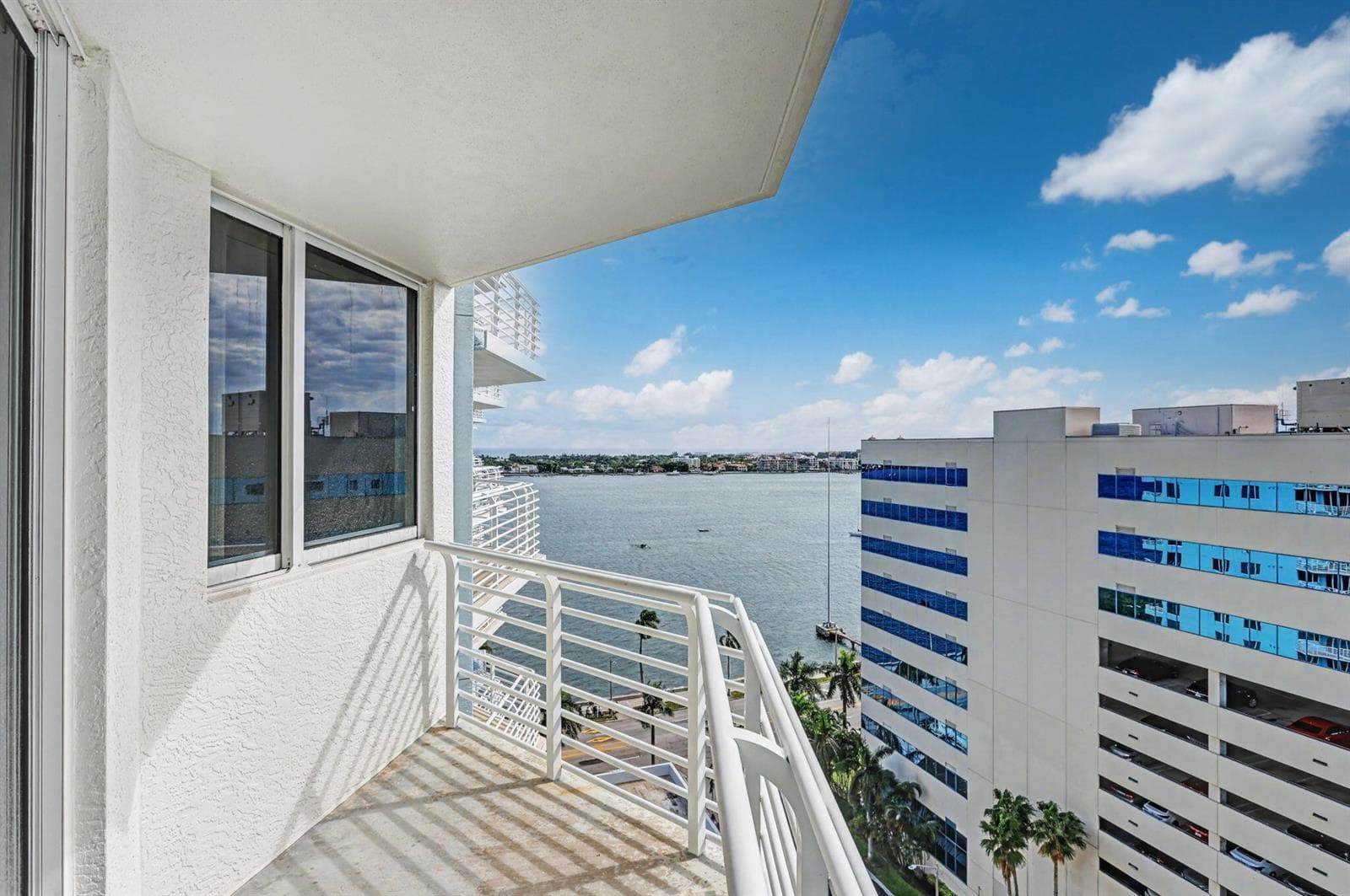 1551 N Flagler Drive 1514 photo 14