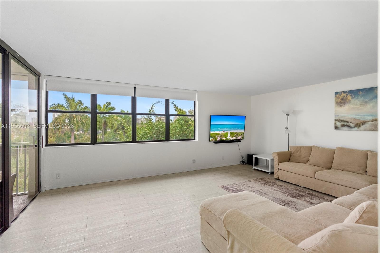 3440 NE 192nd St 5P-A photo 9