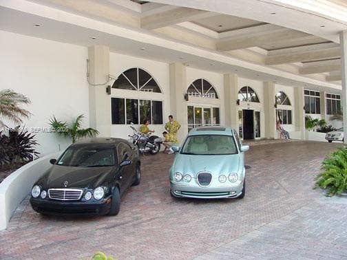 100 Lincoln Rd 1112 photo 24