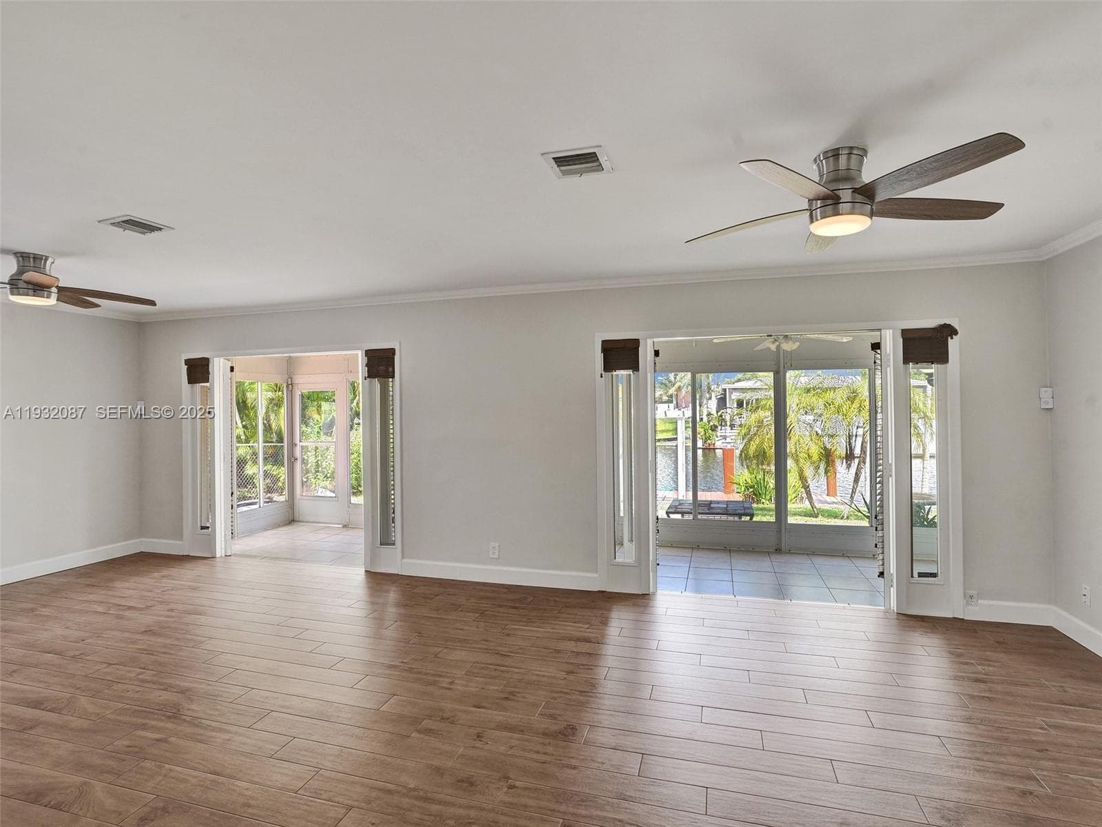 1205 Guava Isle photo 2