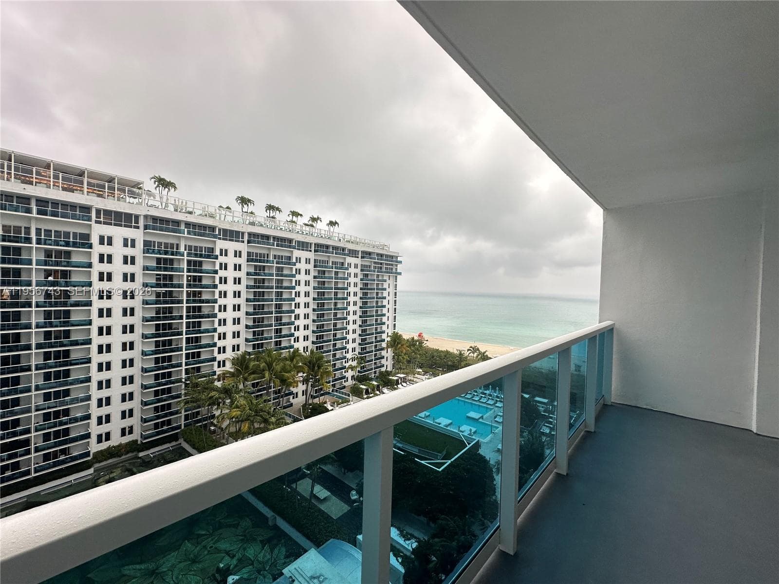 2301 Collins Ave 1421 photo 16