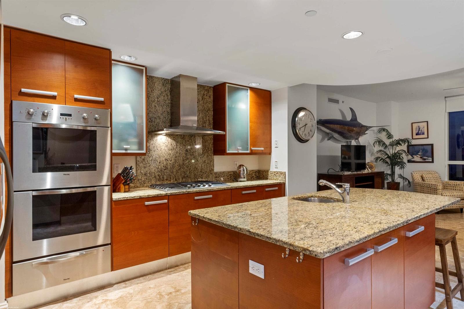 3800 N Ocean Drive 1450 photo 12