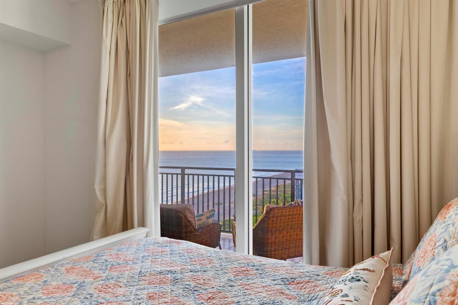 3800 N Ocean Drive 1450 photo 24