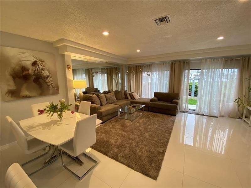 21135 Helmsman Drive O12 photo 3