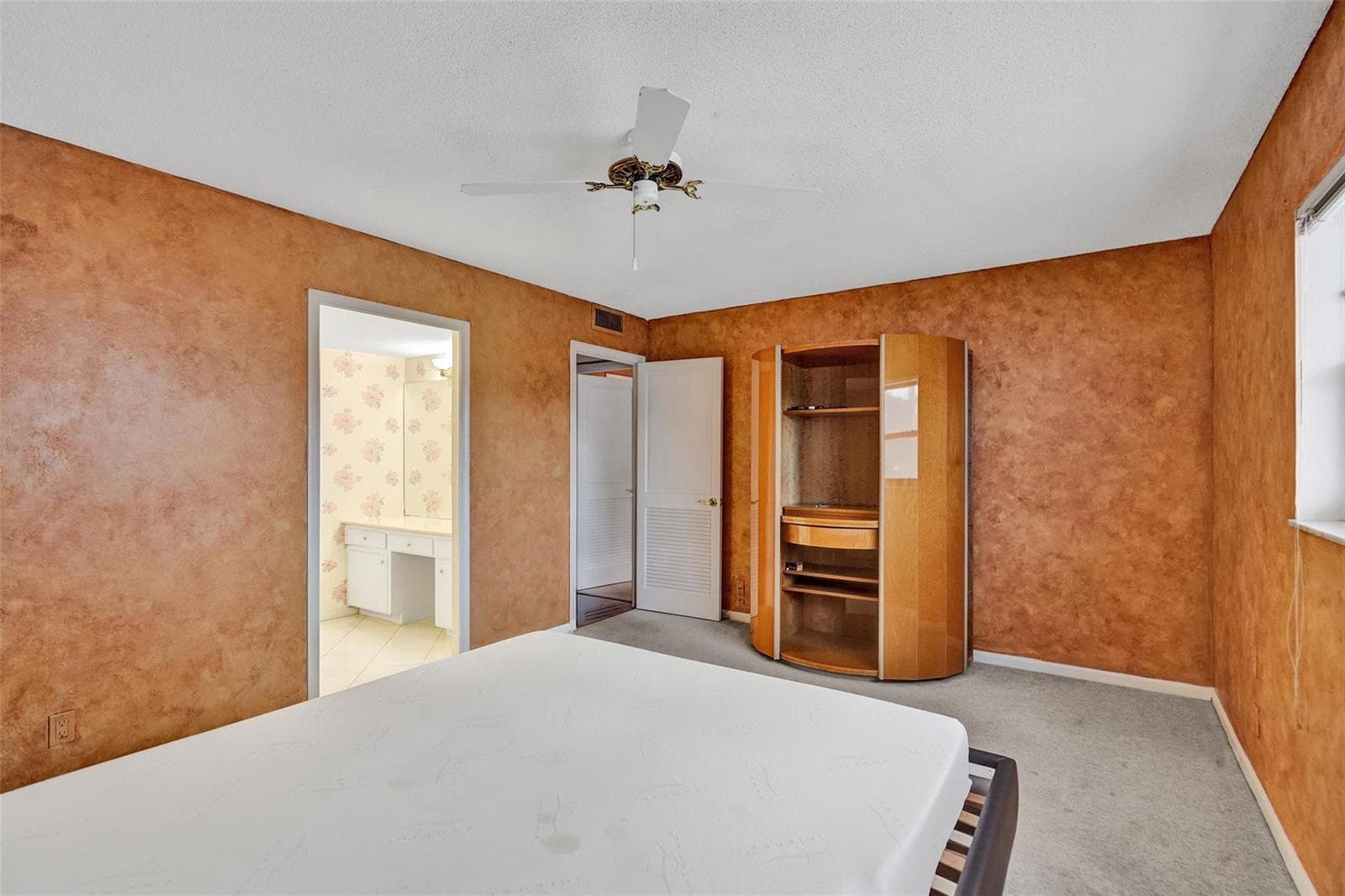 3000 NE 48th Street 206 photo 24