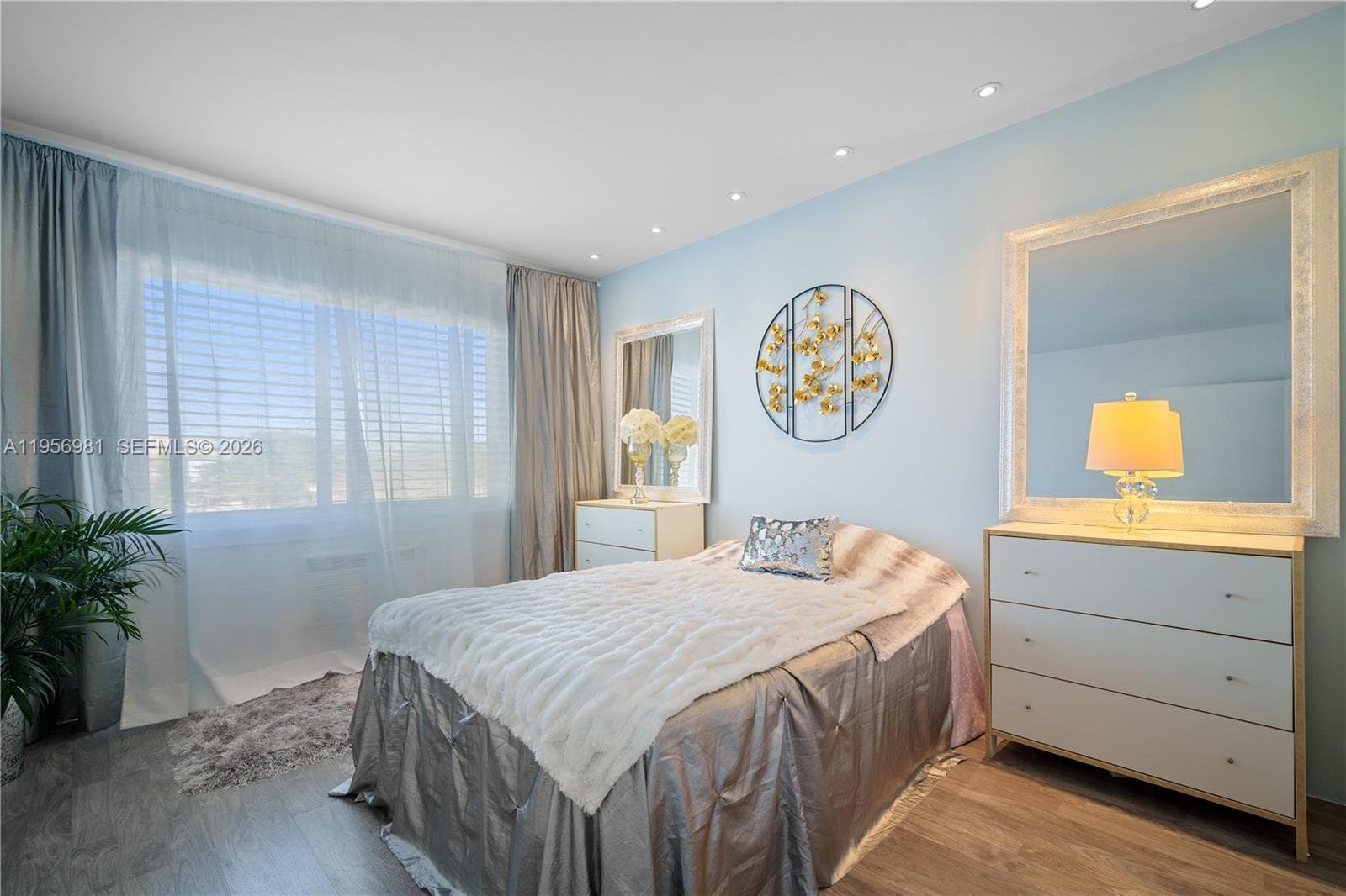 13105 Ixora Ct 302 photo 17