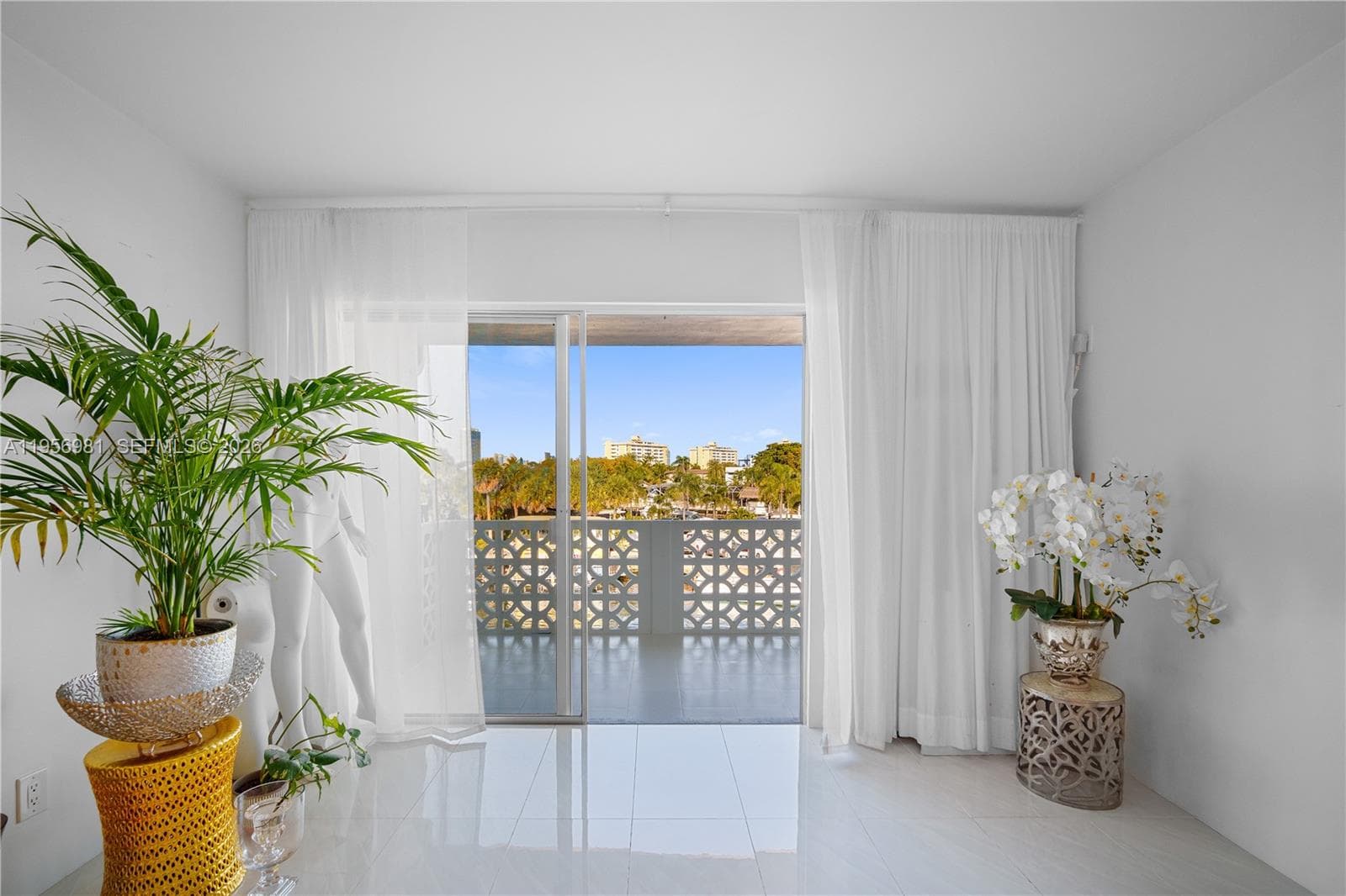 13105 Ixora Ct 302 photo 15