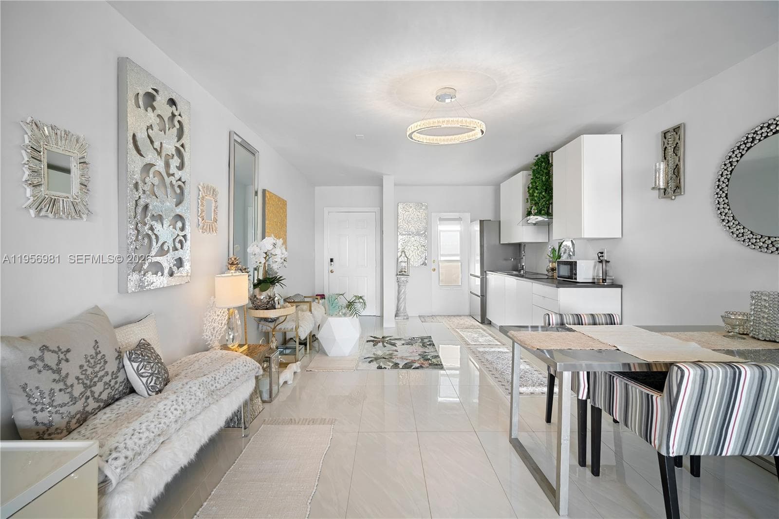 13105 Ixora Ct 302 photo 11