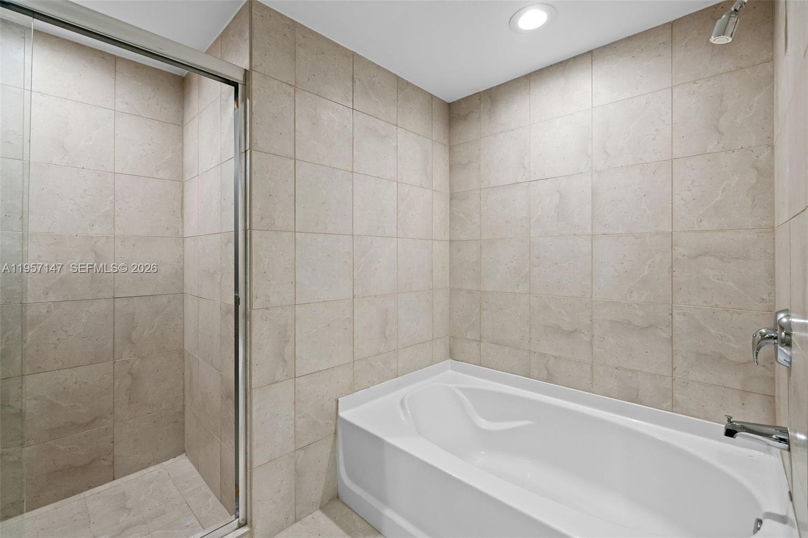 600 W Las Olas Blvd 1605S photo 10