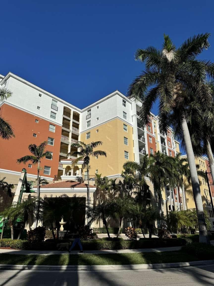 17125 N Bay Road 3102 photo 2
