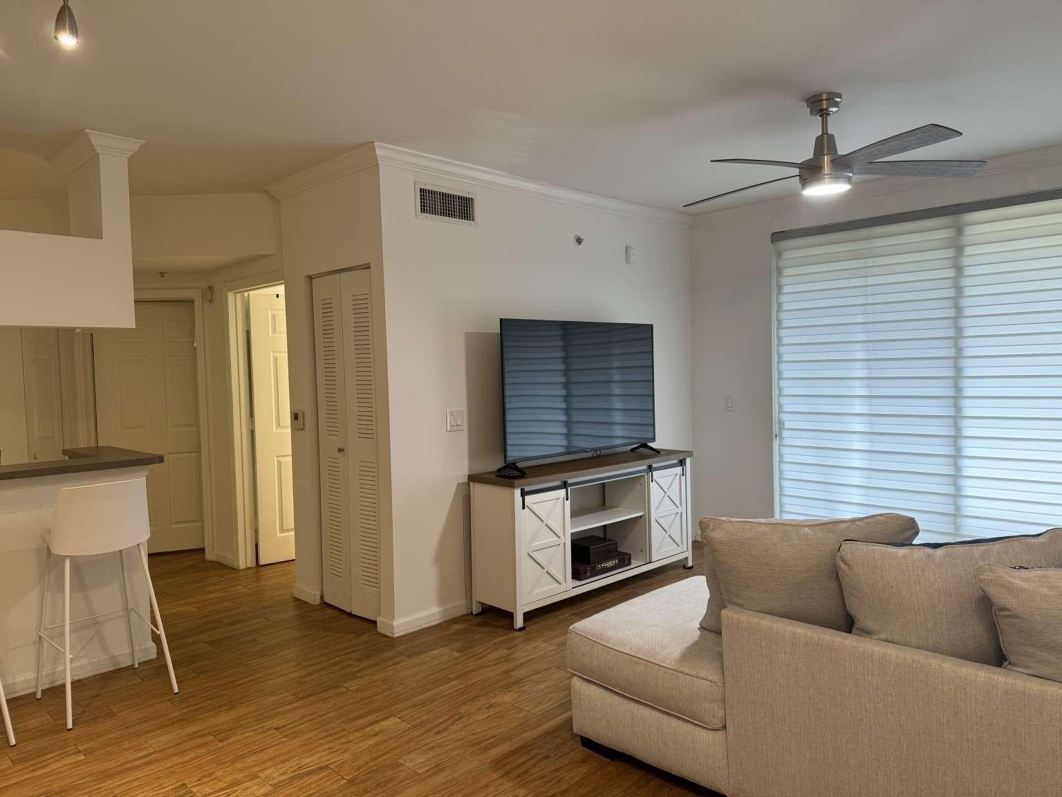 17125 N Bay Road 3102 photo 5