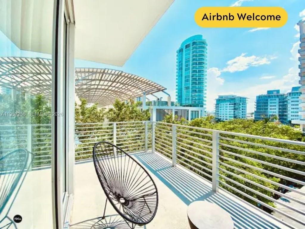 6080 Collins Avenue PH09 photo 2