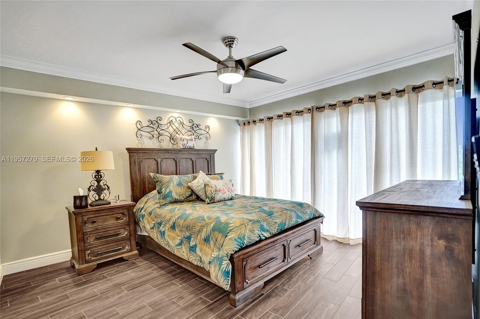 1301 E Hillsboro Blvd 307 photo 17