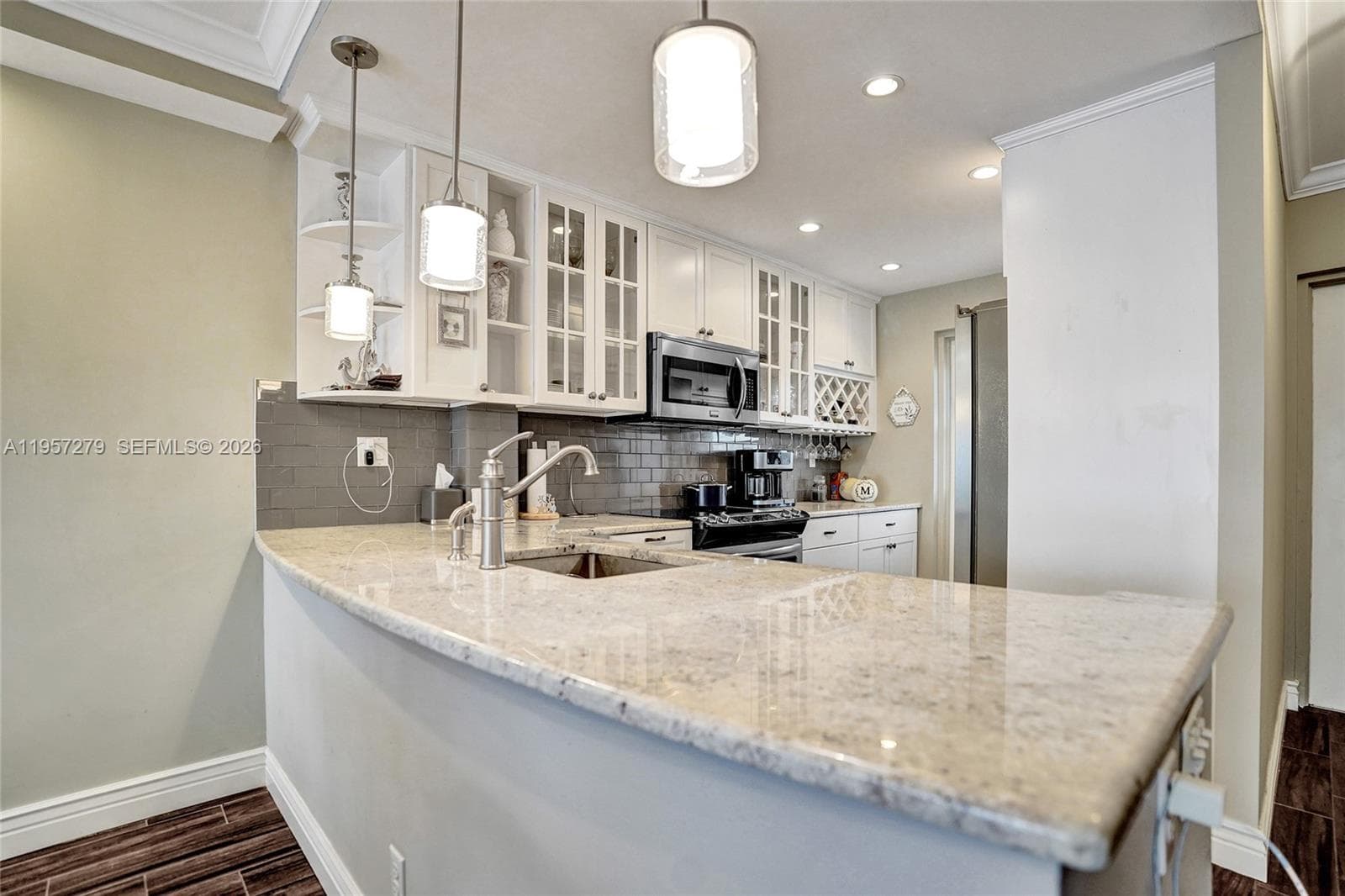1301 E Hillsboro Blvd 307 photo 11