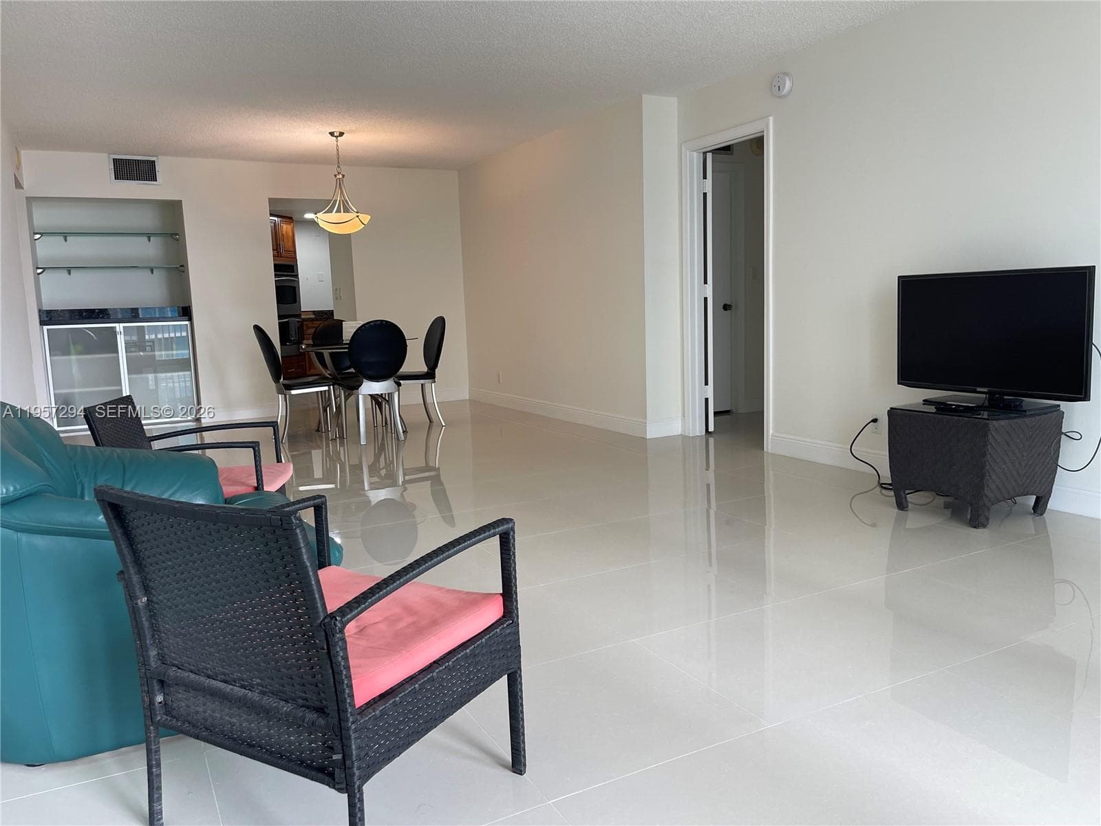 1370 S Ocean Blvd 903 photo 3